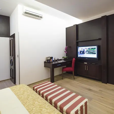 Luxury Pricna Апартаменты *